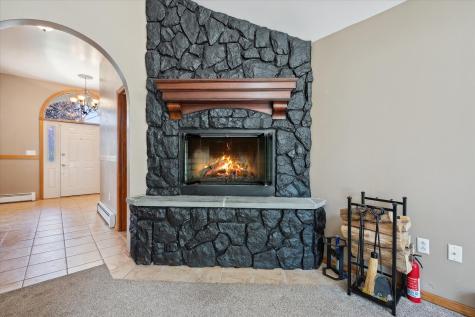 692 Kennebec Road Hampden ME 04444