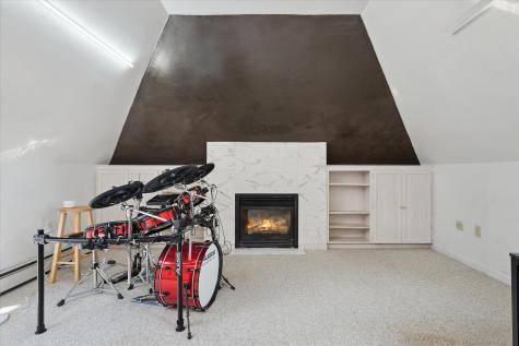 692 Kennebec Road Hampden ME 04444