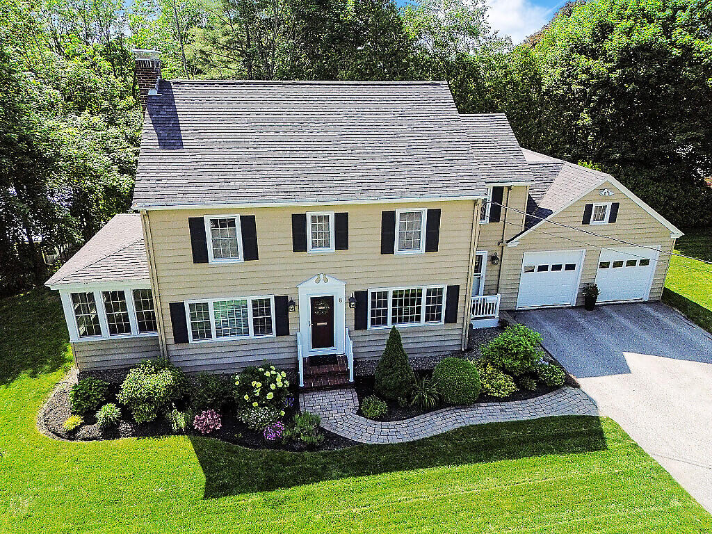 8 Kling Street Augusta ME 04330