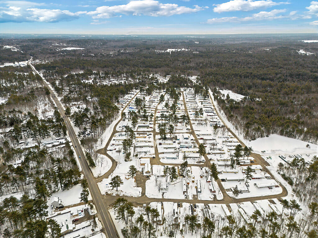 5 Holiday Lane Standish ME 04084