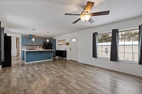 5 Holiday Lane Standish ME 04084