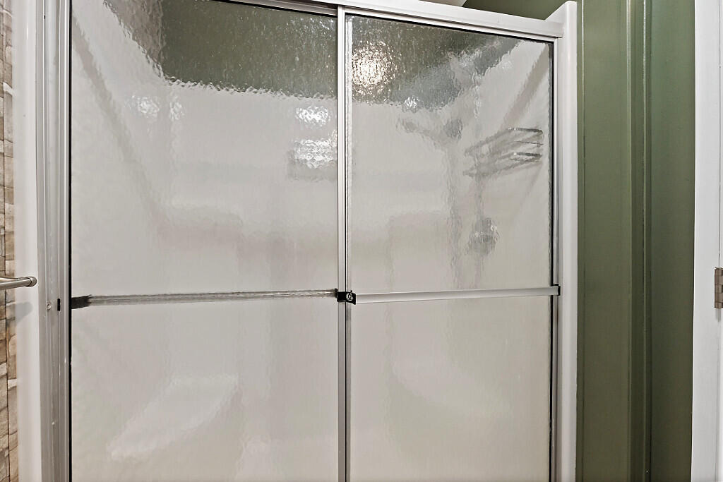 5 Holiday Lane Standish ME 04084