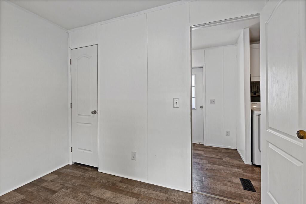 5 Holiday Lane Standish ME 04084