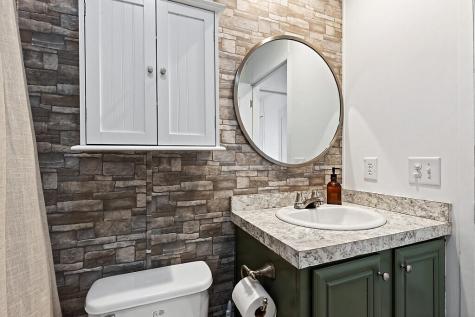 5 Holiday Lane Standish ME 04084