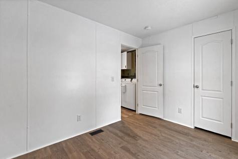 5 Holiday Lane Standish ME 04084