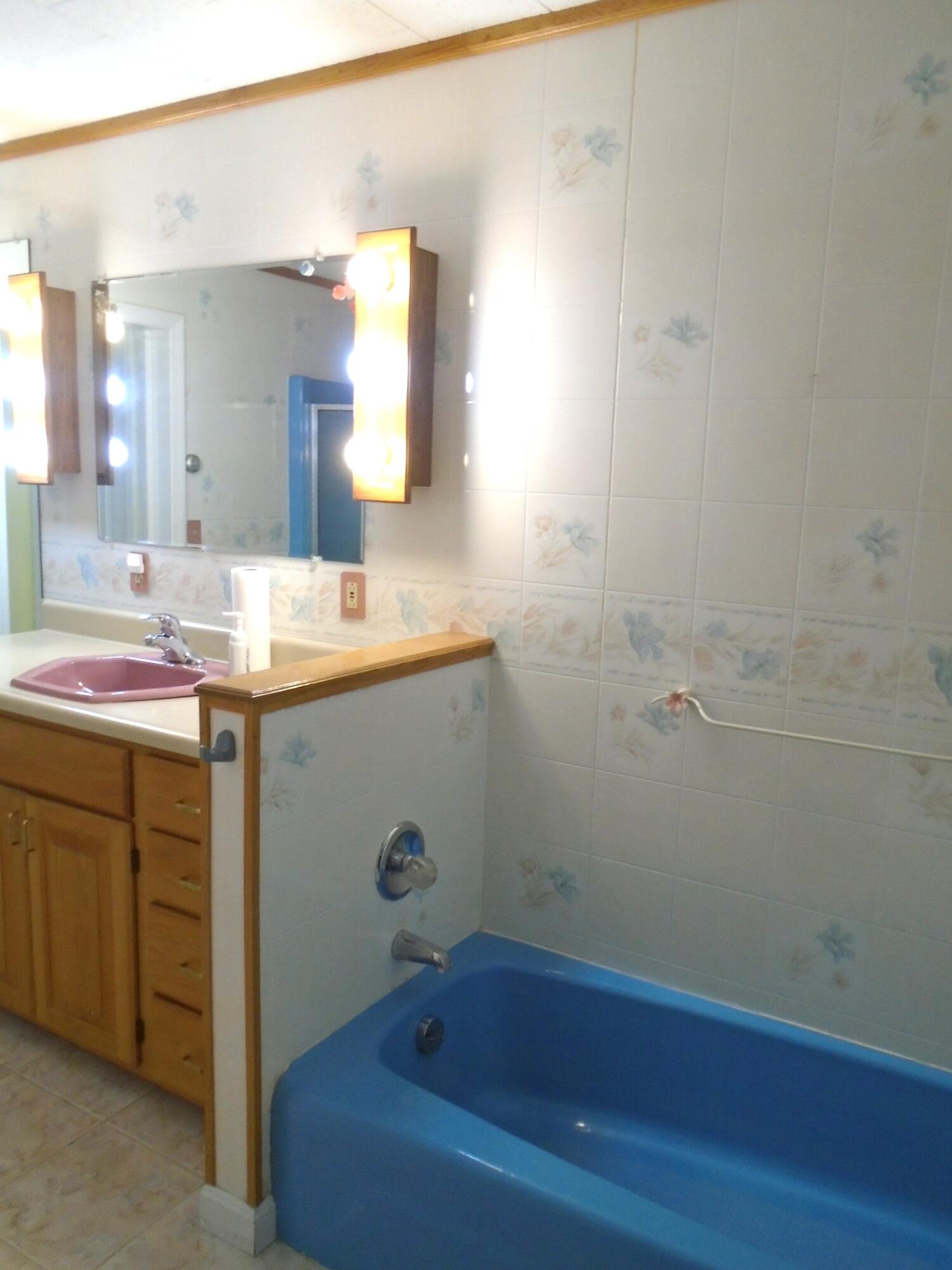 9 Dennis Street Skowhegan ME 04976