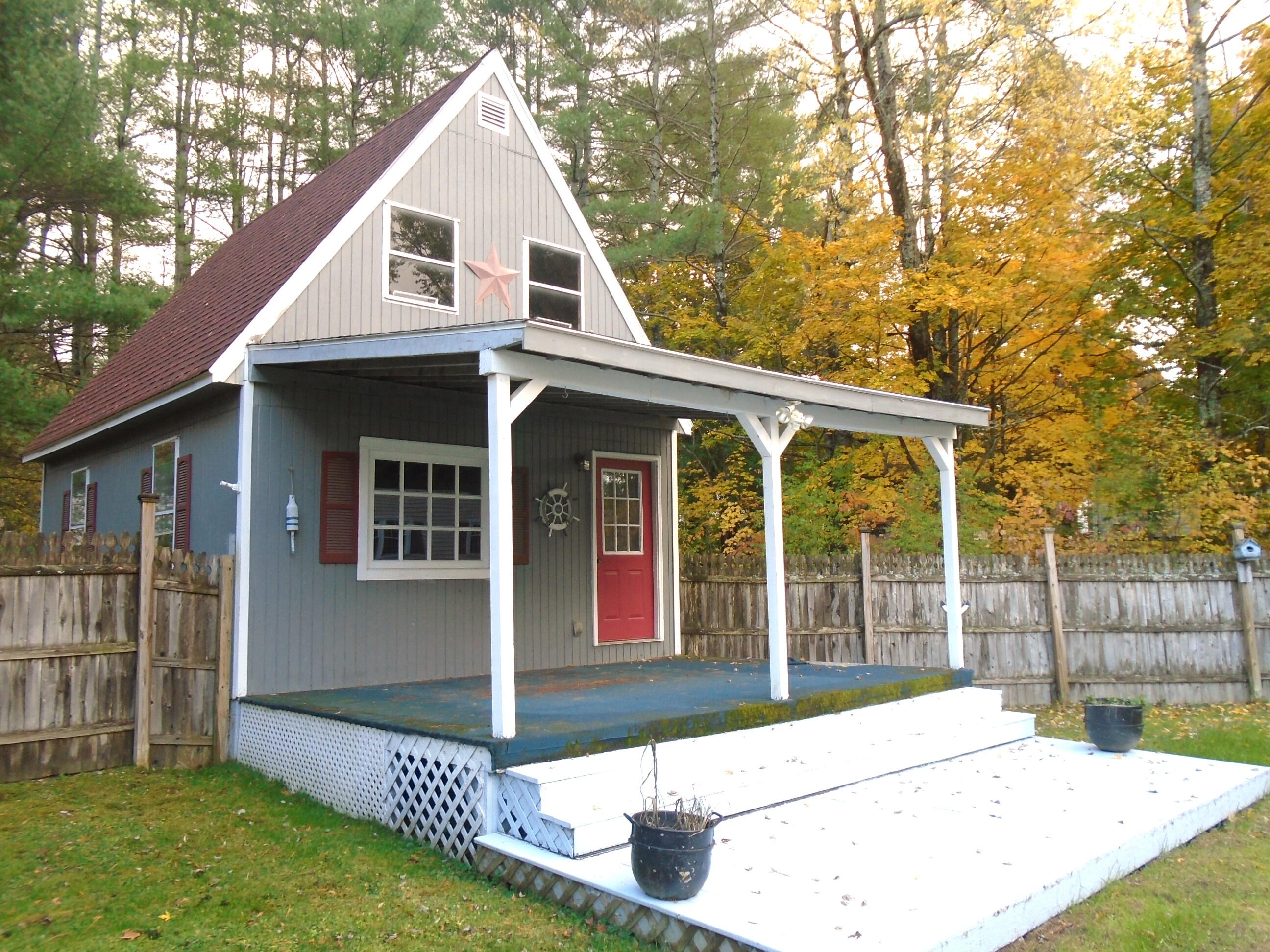 9 Dennis Street Skowhegan ME 04976