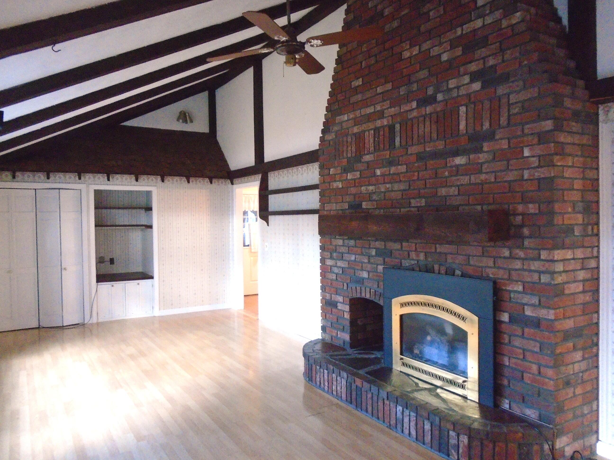 9 Dennis Street Skowhegan ME 04976