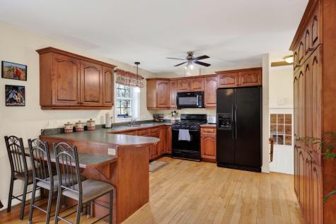384 Pond Road Lewiston ME 04240