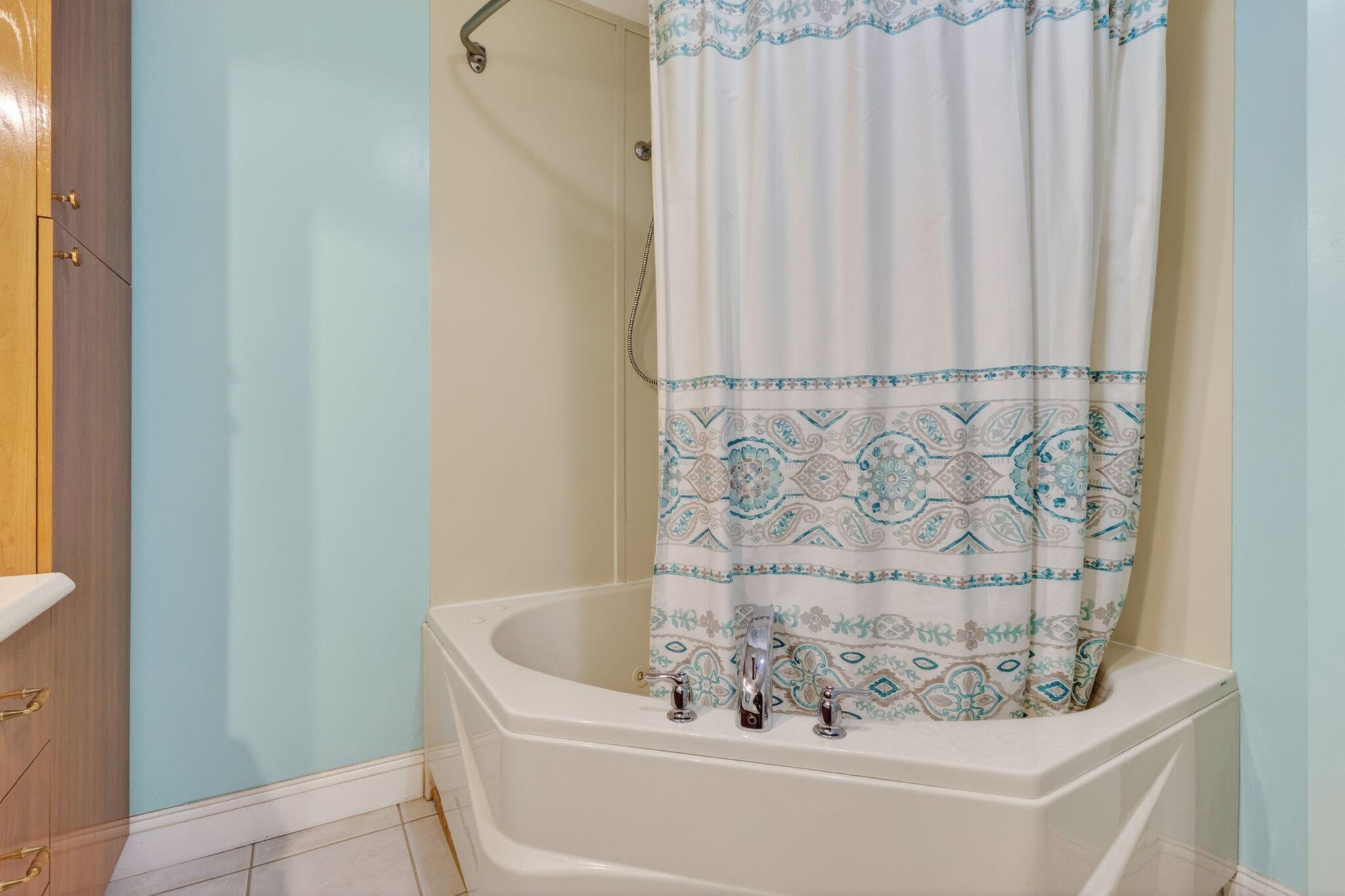 384 Pond Road Lewiston ME 04240