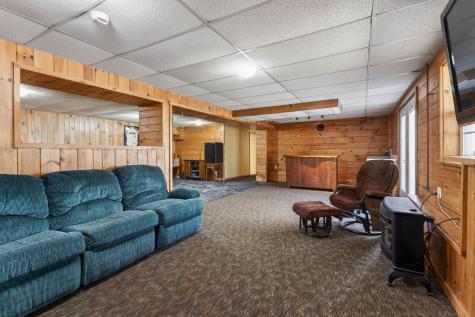 384 Pond Road Lewiston ME 04240