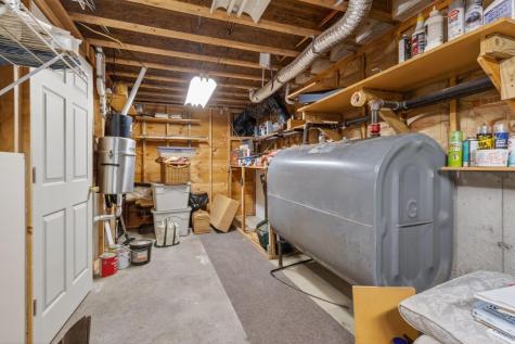 384 Pond Road Lewiston ME 04240