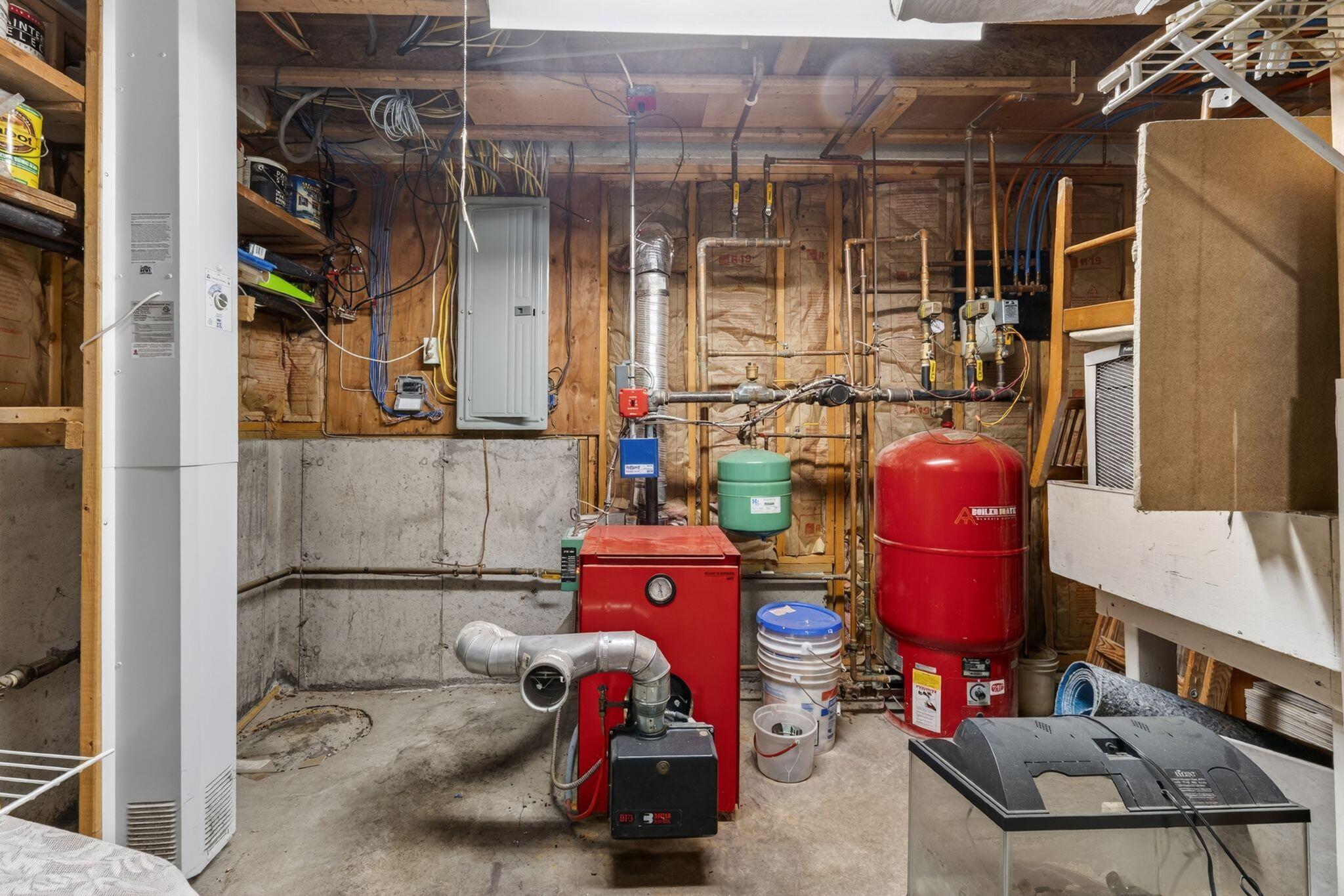 384 Pond Road Lewiston ME 04240