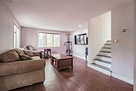 466 E Main Street Yarmouth ME 04096
