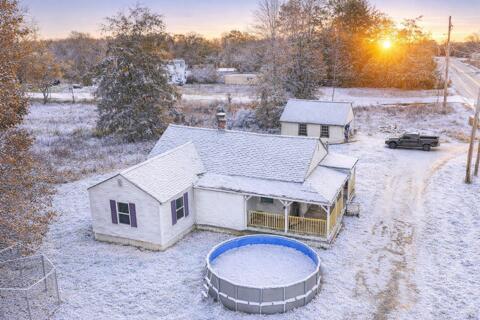 125 S Main Street Mechanic Falls ME 04256