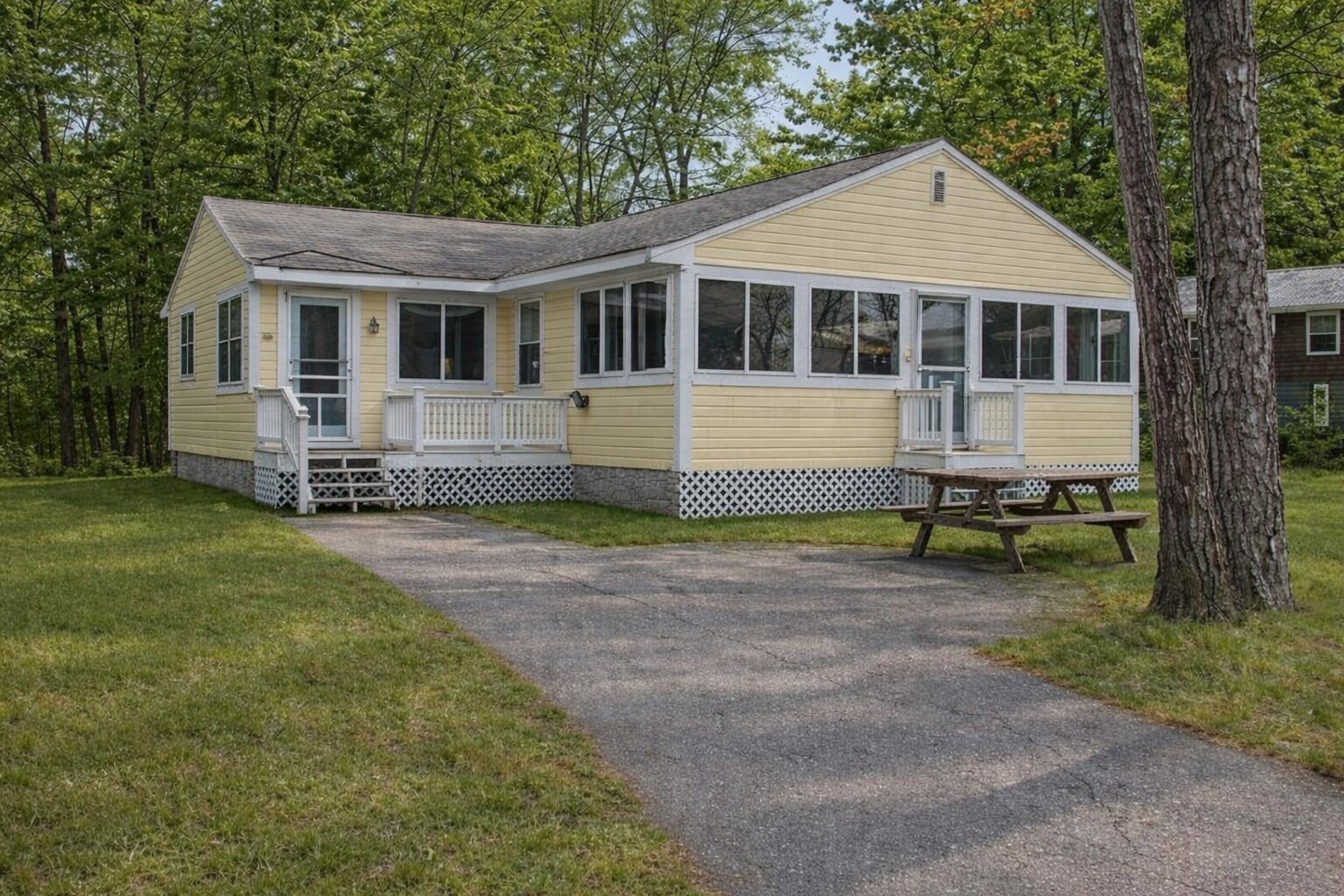 18 Scenic View Drive Naples ME 04055