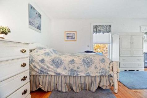 18 Scenic View Drive Naples ME 04055