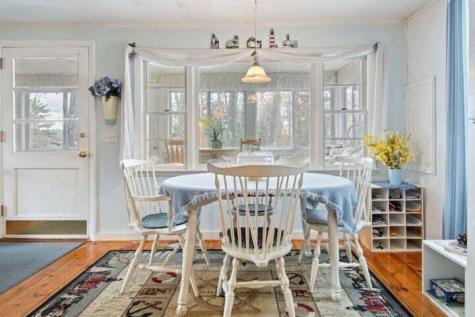 18 Scenic View Drive Naples ME 04055