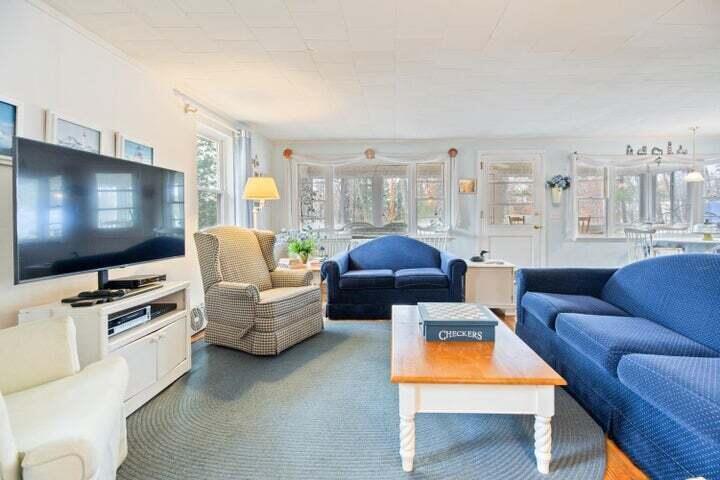 18 Scenic View Drive Naples ME 04055