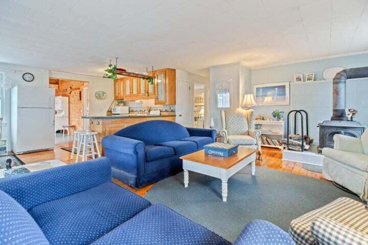 18 Scenic View Drive Naples ME 04055
