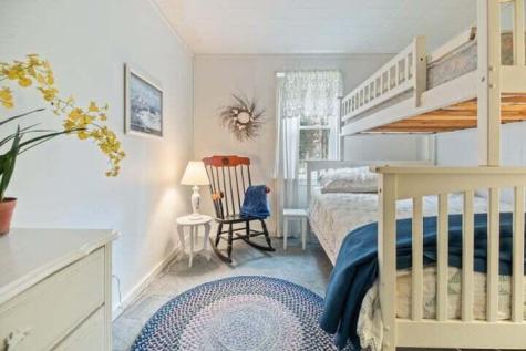 18 Scenic View Drive Naples ME 04055