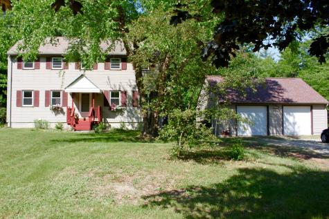 16 Wildwood Lane Gray ME 04039