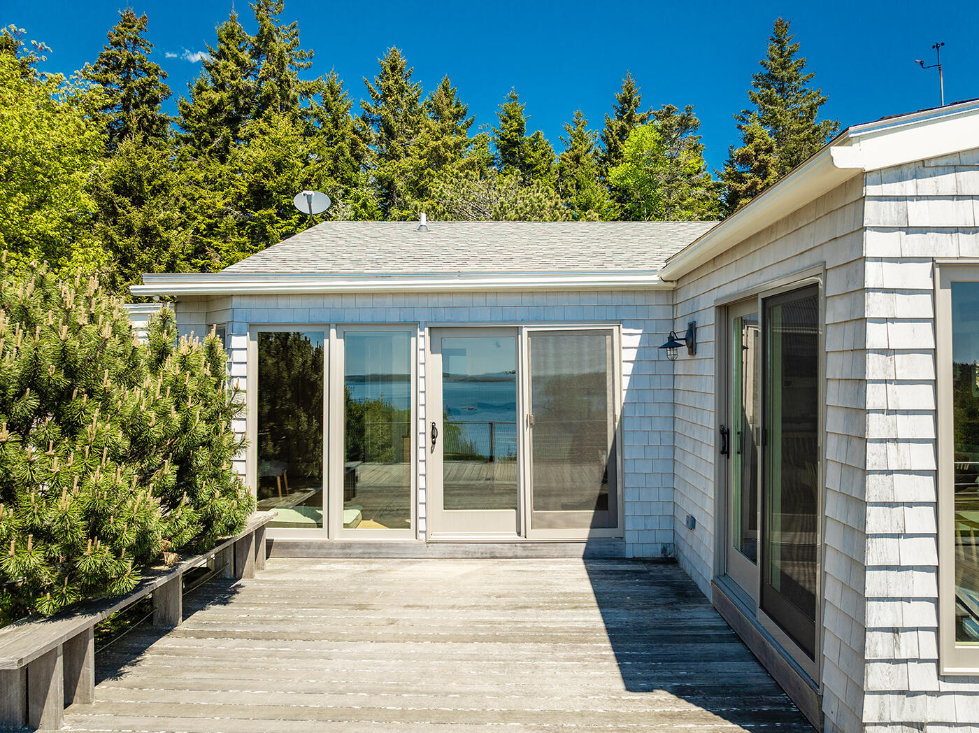 22 Hope Lane Brooklin ME 04616