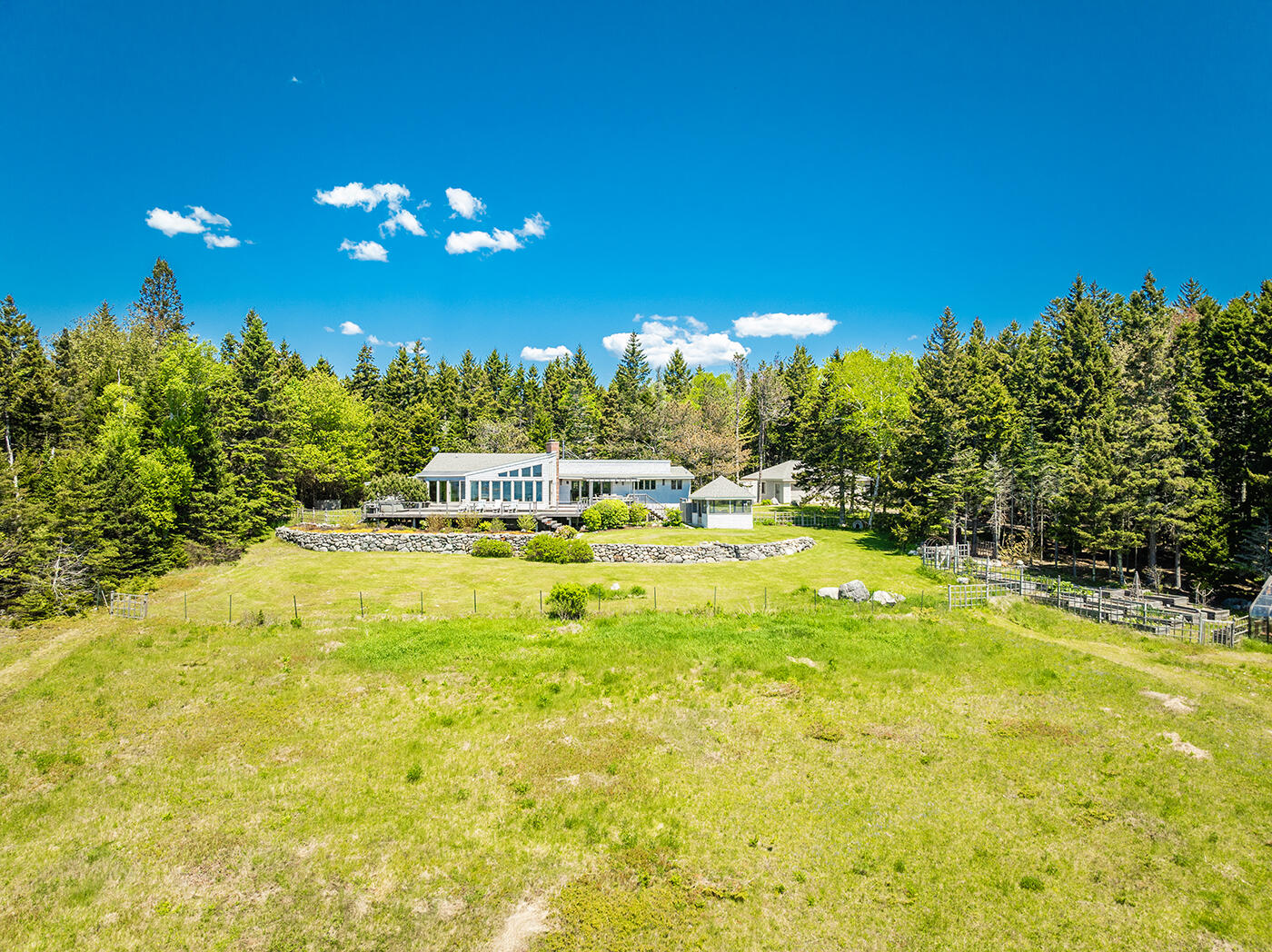 22 Hope Lane Brooklin ME 04616