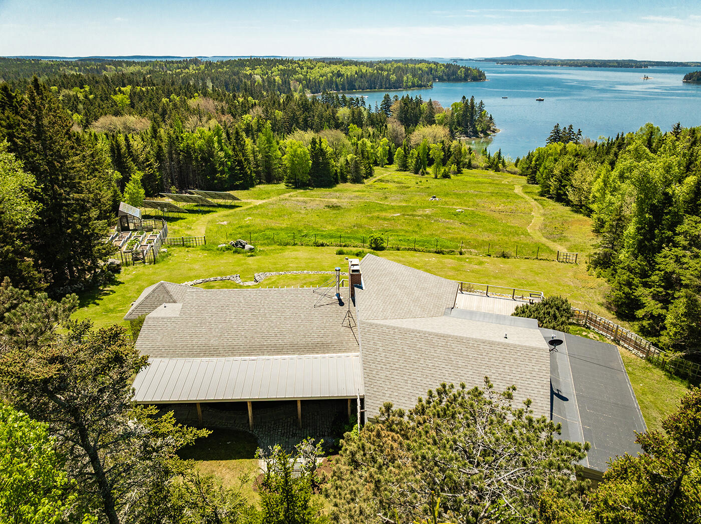 22 Hope Lane Brooklin ME 04616