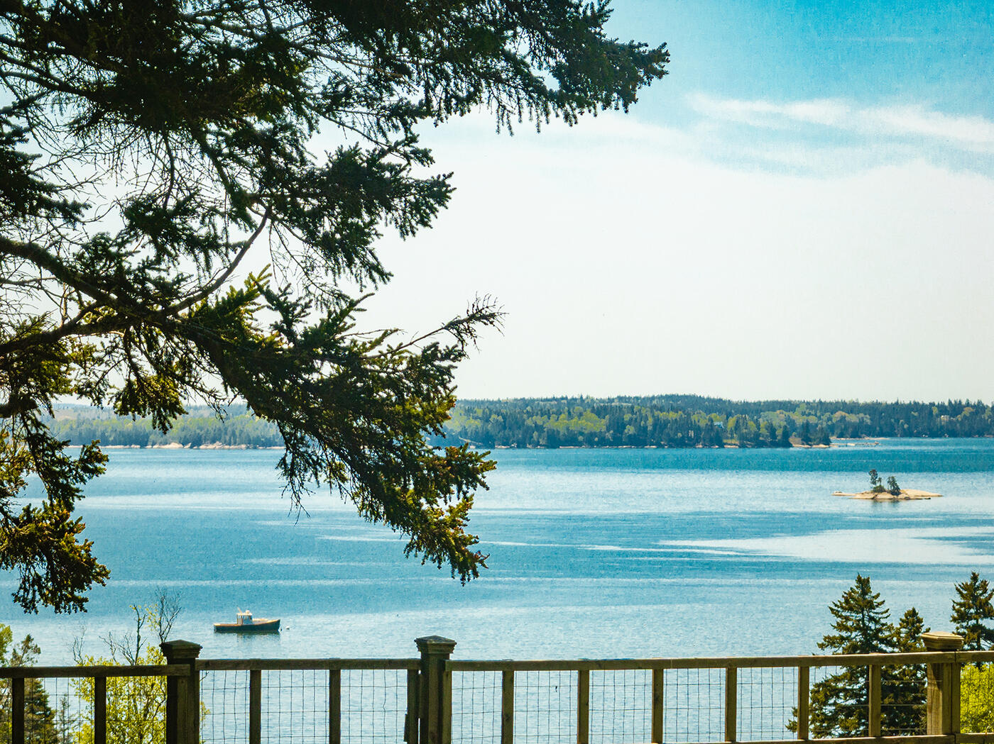 22 Hope Lane Brooklin ME 04616