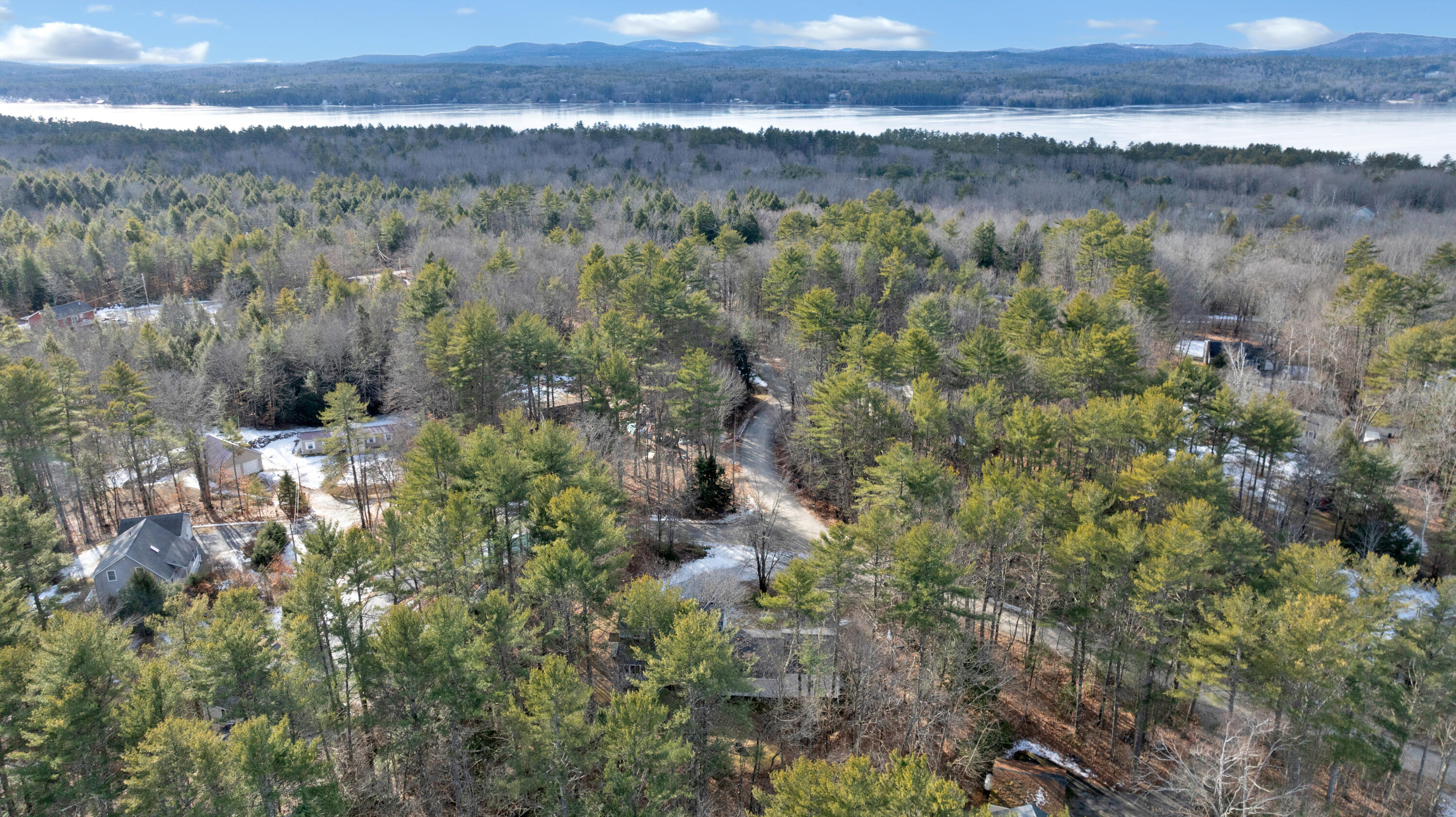 43 Heritage Hill Naples ME 04055