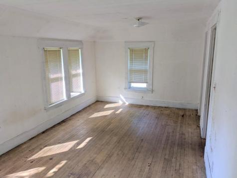 104 School Street Farmington ME 04938