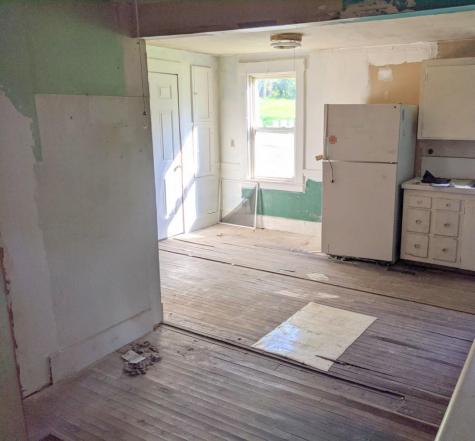 104 School Street Farmington ME 04938