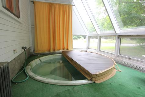 1648 Main Street Lewiston ME 04240