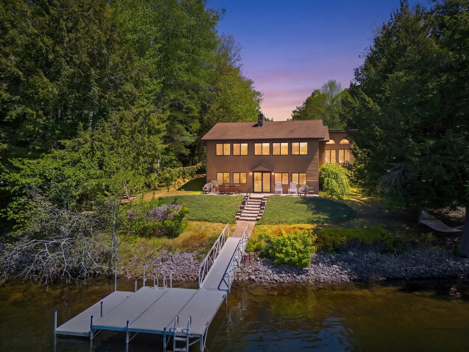 38 S Upper Narrows Lane Winthrop ME 04364