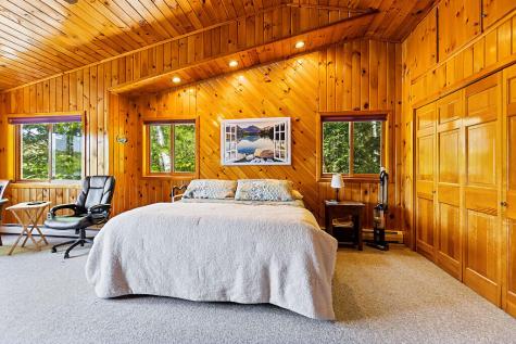 38 S Upper Narrows Lane Winthrop ME 04364