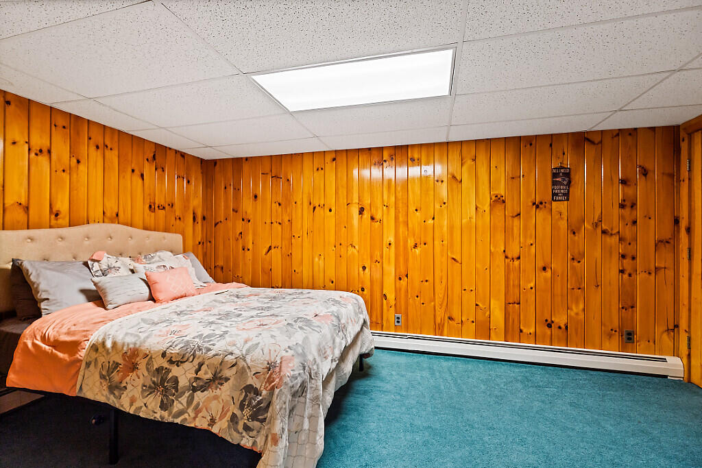 38 S Upper Narrows Lane Winthrop ME 04364