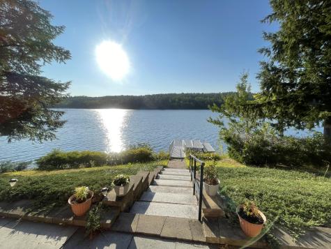 38 S Upper Narrows Lane Winthrop ME 04364
