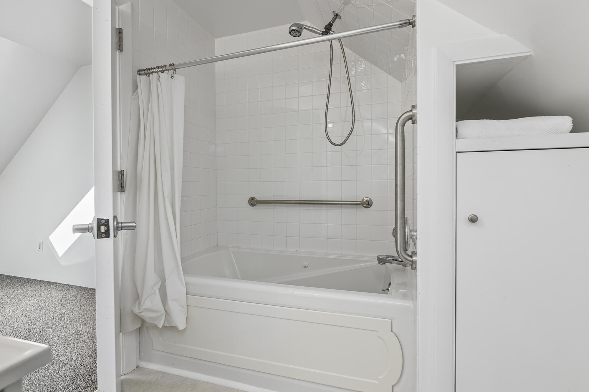 284 Abbott Road Acton ME 04001