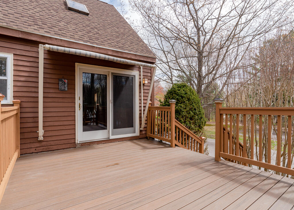 8 Jesse Circle Sanford ME 04073