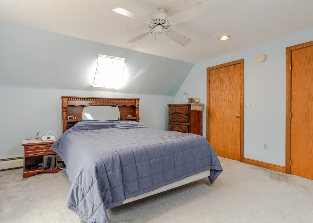 8 Jesse Circle Sanford ME 04073