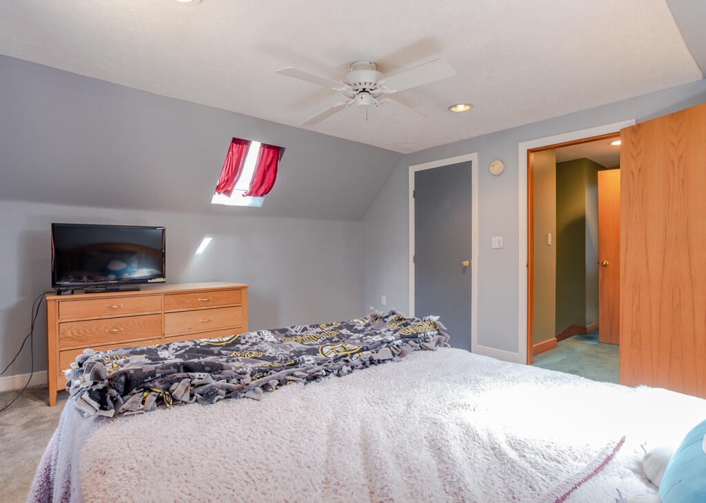 8 Jesse Circle Sanford ME 04073