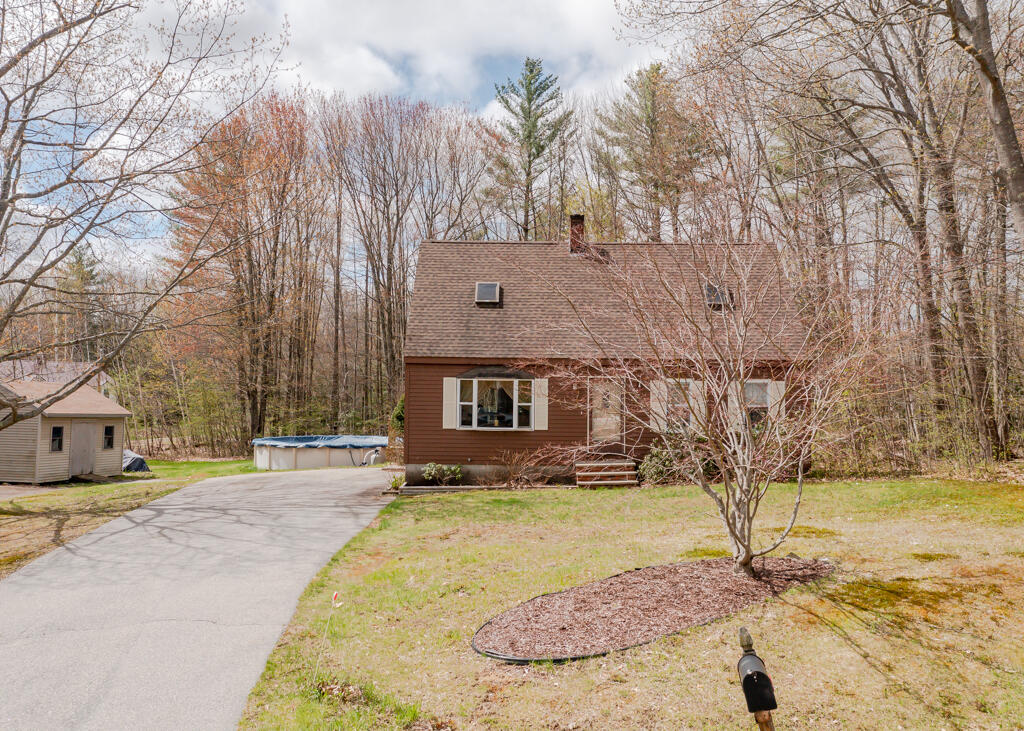 8 Jesse Circle Sanford ME 04073