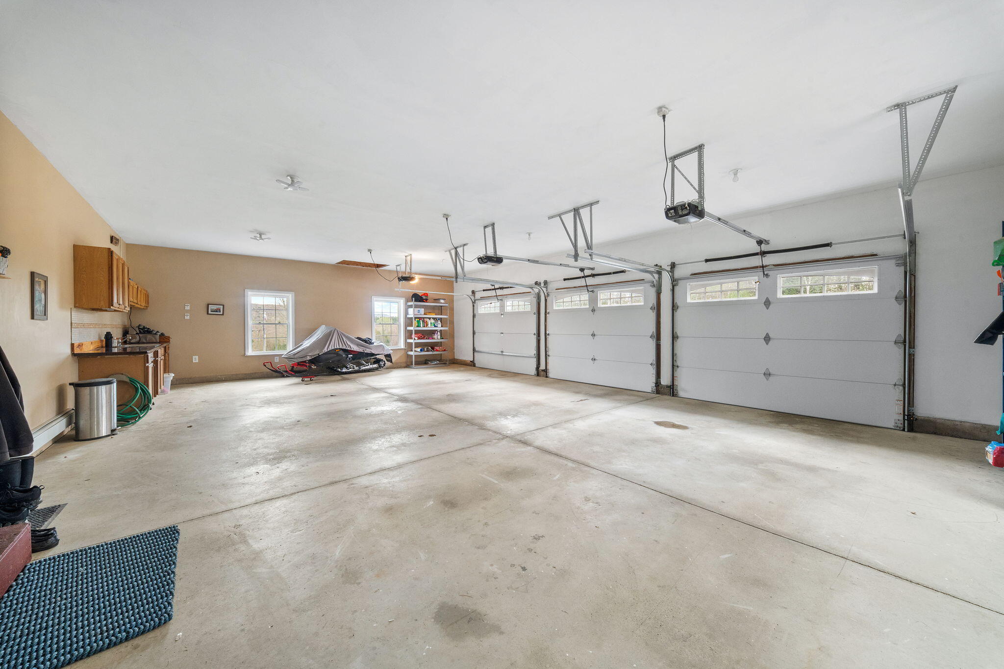 61 Kingsbury Road Holden ME 04429