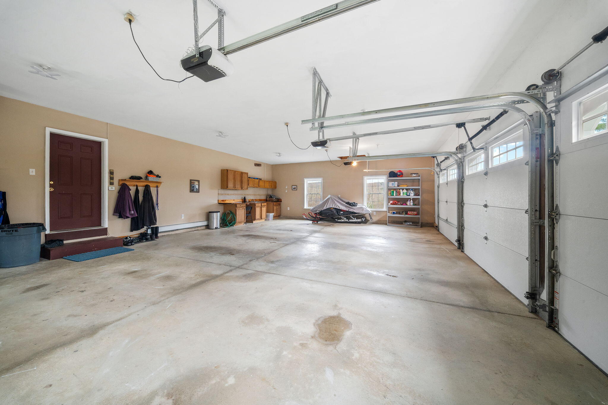 61 Kingsbury Road Holden ME 04429