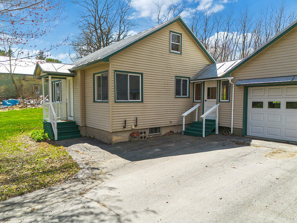 84 Bray Avenue Fairfield ME 04937
