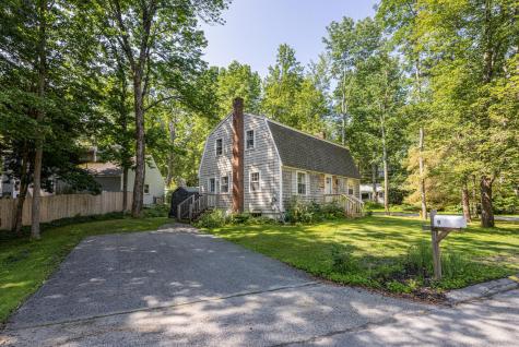 9 Deacon Road Yarmouth ME 04096