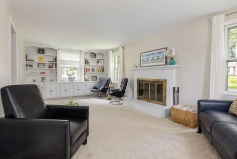 9 Deacon Road Yarmouth ME 04096
