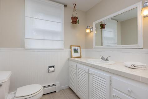 9 Deacon Road Yarmouth ME 04096