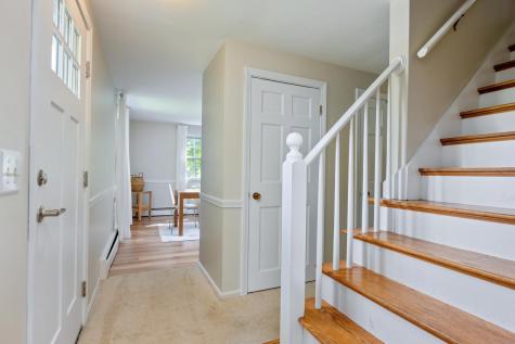 9 Deacon Road Yarmouth ME 04096